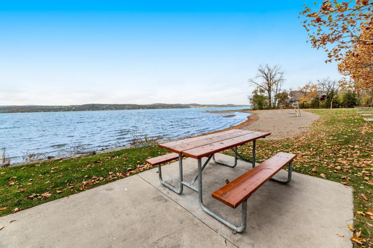 Turtle Cove Villa Canandaigua Bagian luar foto